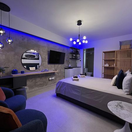 Fat Cow Apartments 拉纳卡 外观 照片