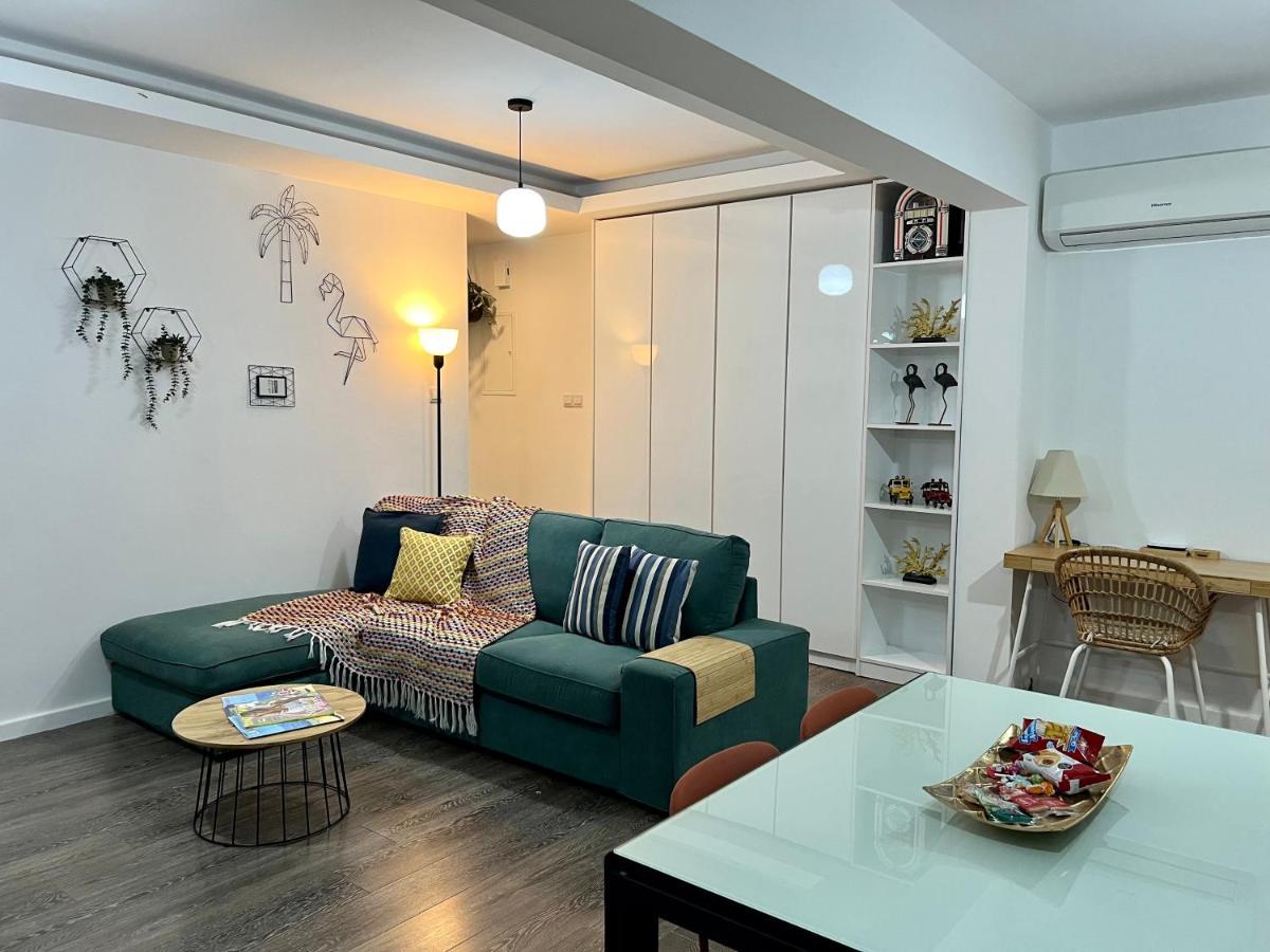 Fat Cow Apartments 拉纳卡 外观 照片